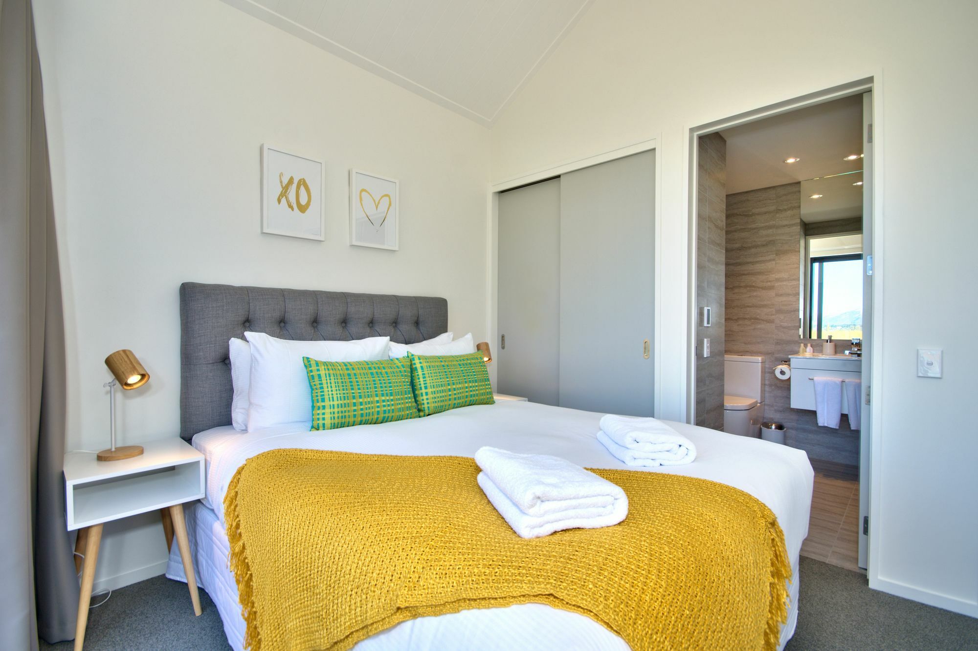 Cherry Blossom Holiday Apartment Queenstown Eksteriør bilde