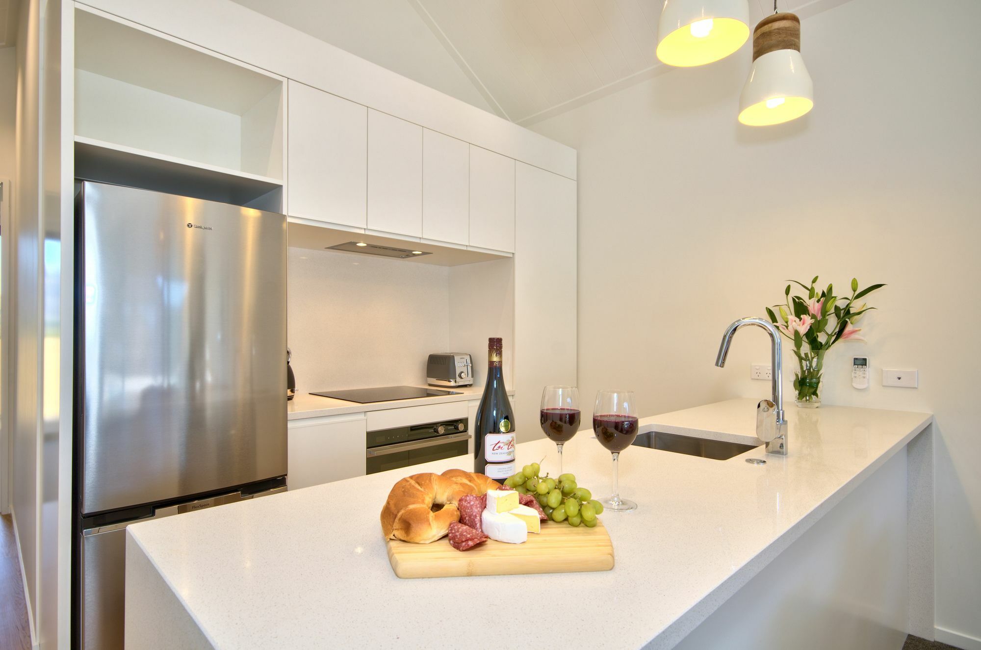 Cherry Blossom Holiday Apartment Queenstown Eksteriør bilde